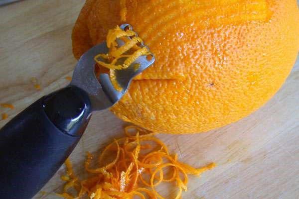 أضف نكهة البرتقال في النهاية