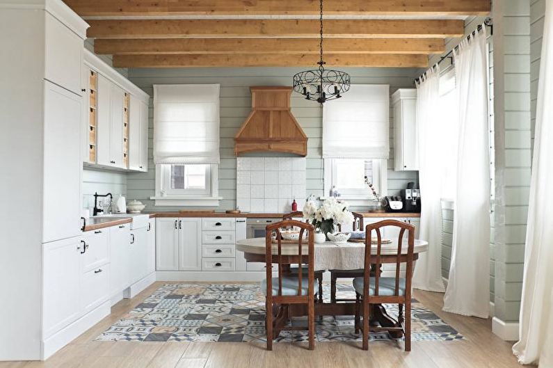 Kuchyňa v bielom vidieckom štýle - interiérový dizajn