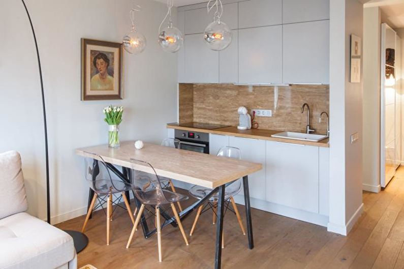 Hvitt kjøkken i skandinavisk stil - Interiørdesign