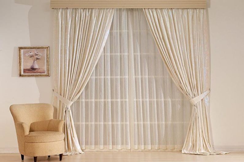 Design av gardiner för vardagsrummet - Organza
