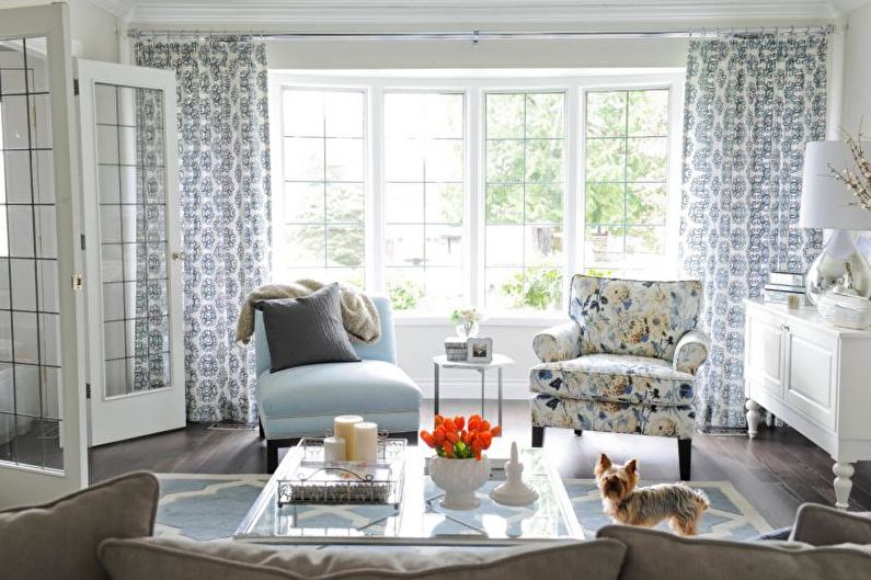 Design av gardiner för vardagsrummet - foto