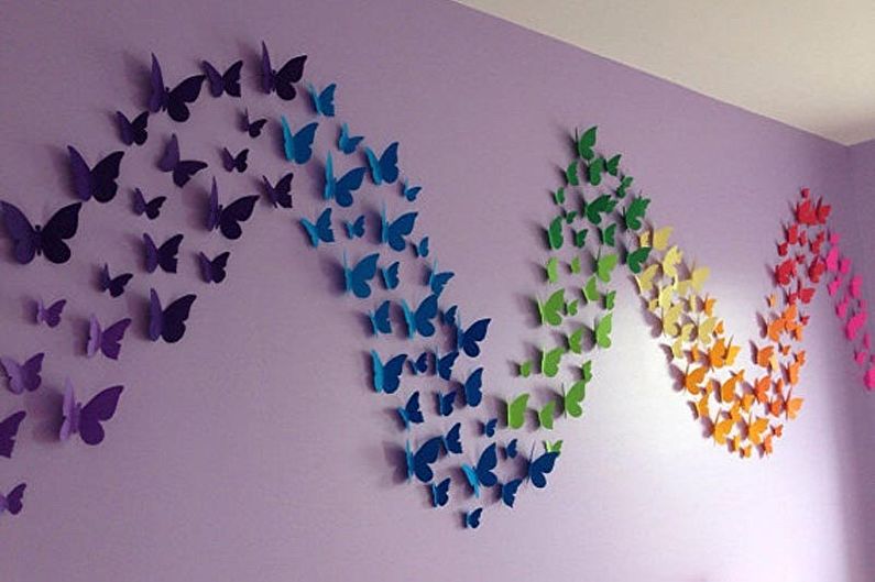 Mariposas en la pared - foto de decoración