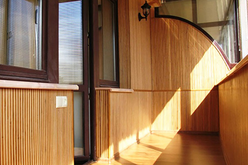 Bambus tapet på loggia og balkong - Interiørdesign