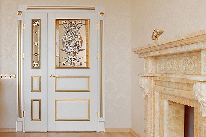 Vita dörrar i olika inredningsstilar - moderna