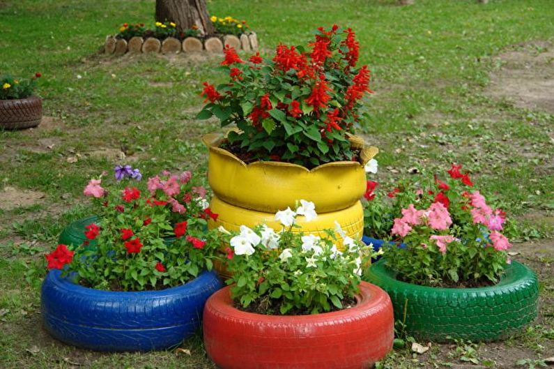 Flori pentru o reședință de vară - Grădină de flori în anvelope