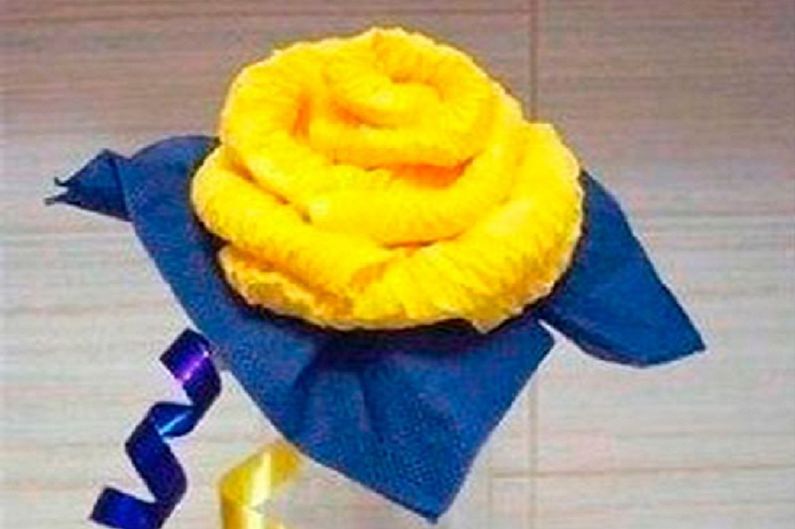 DIY kvety na obrúsky - svieža žltá ruža