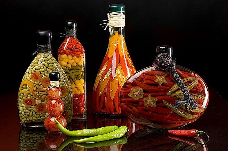 עיצוב בקבוקי DIY - תפאורה של ירקות ופירות