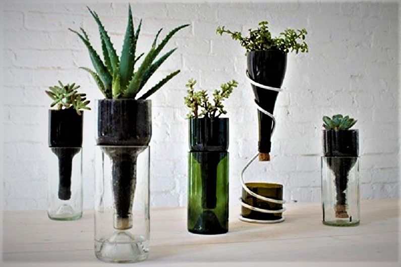 עיצוב בקבוקי DIY - תפאורה פרחונית