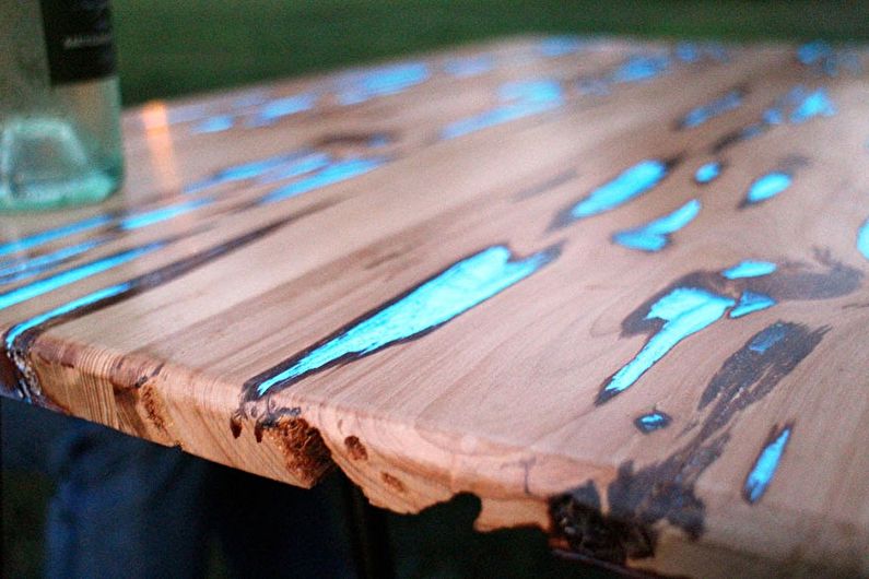 שרף אפוקסי - עיצוב שולחן ישן DIY