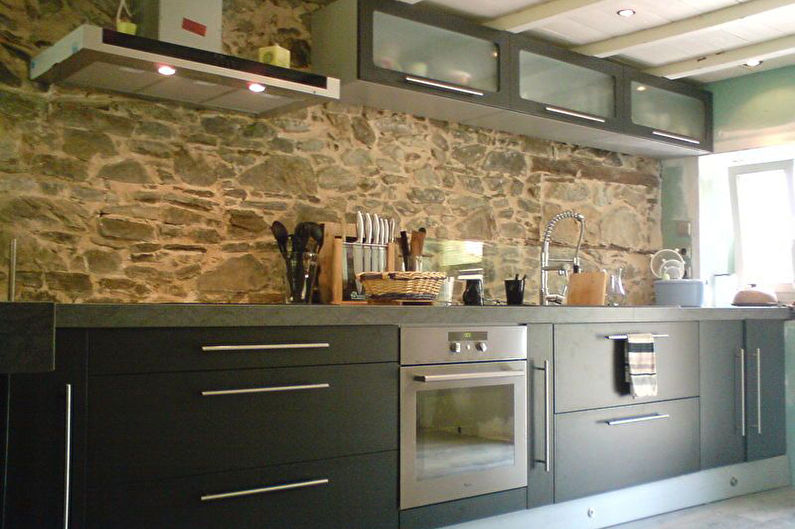 Dekoratívny kameň v interiéri kuchyne - foto