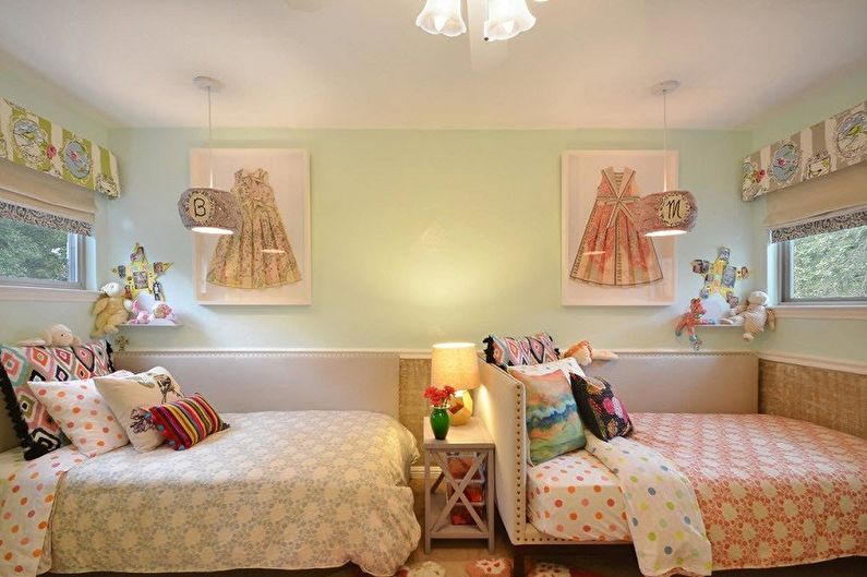 Amenajarea interioară a unei camere pentru copii pentru două fete - fotografie