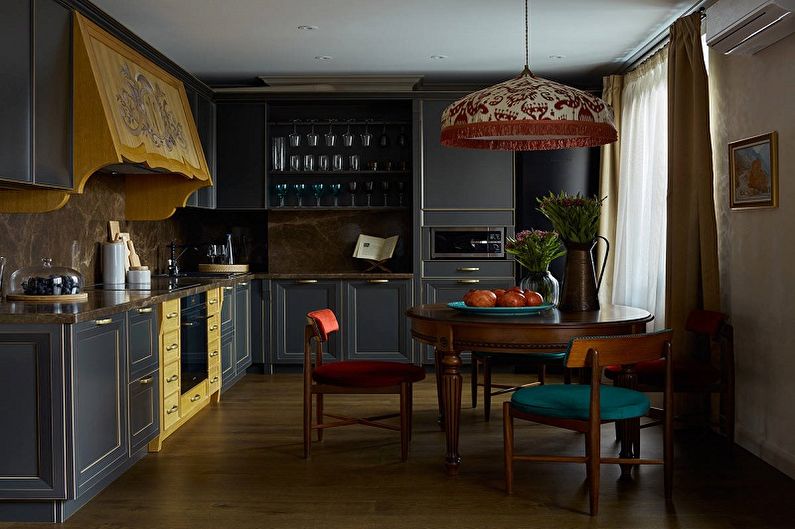 Cozinha 10 m² estilo fusão - design de interiores