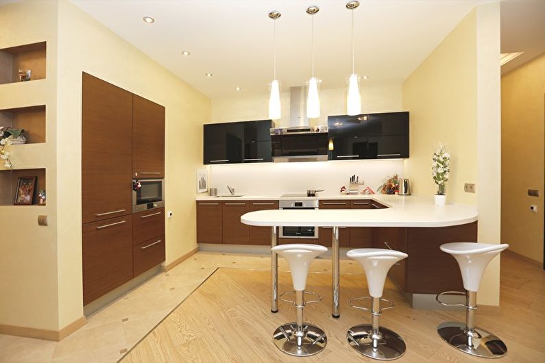 Interiér kuchyne 12 m² - Foto