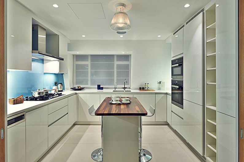 Interiér kuchyne 13 m² - Foto