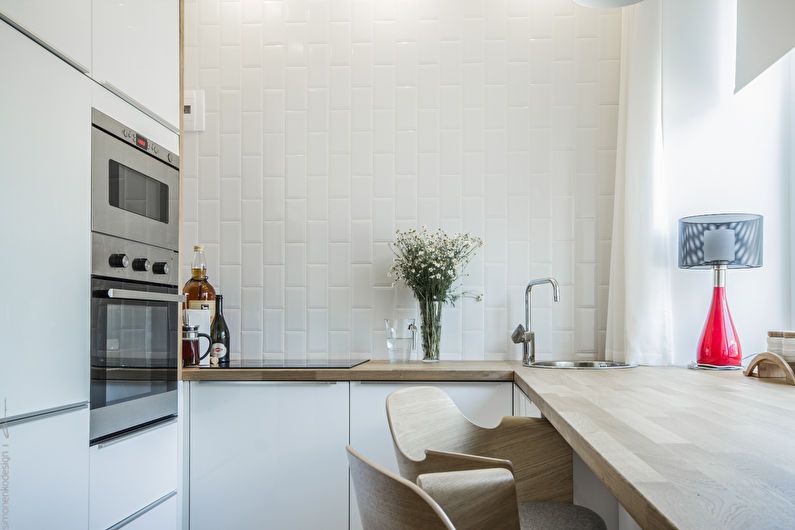 Bucătărie albă 6 mp - Design interior
