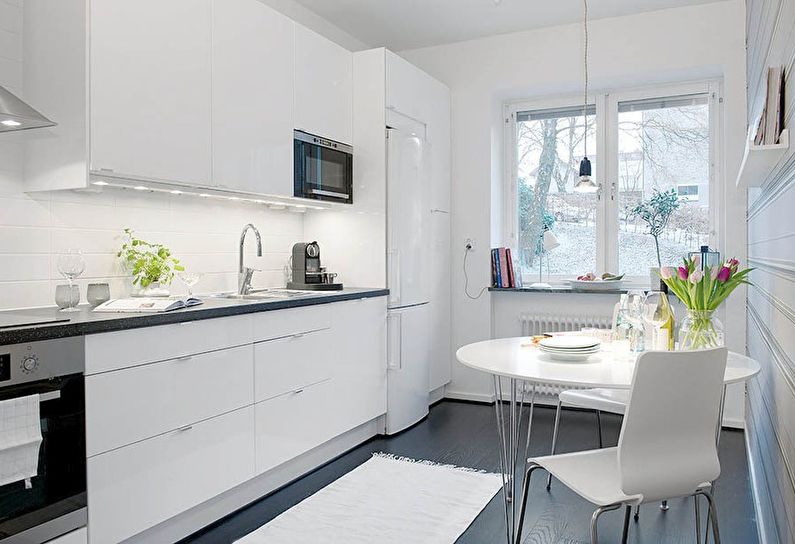 Cocina blanca de estilo escandinavo - diseño