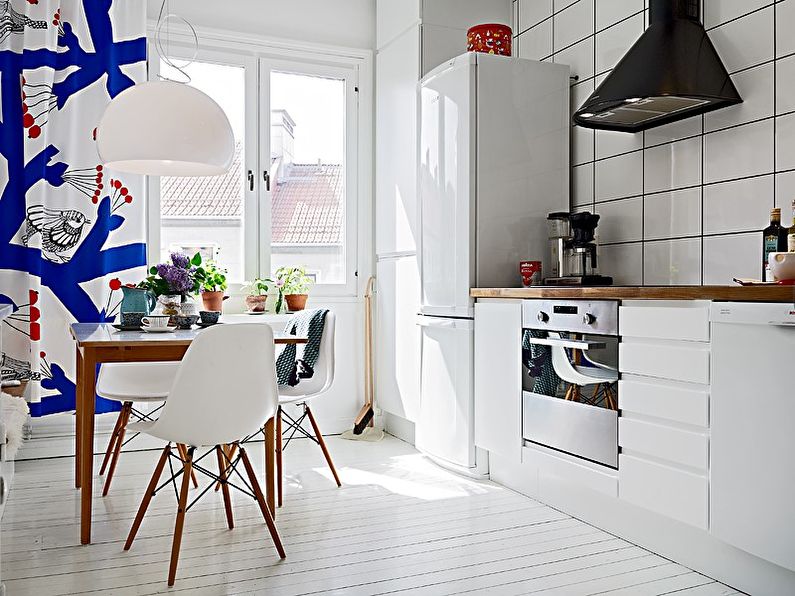 Diseño de interiores de cocina de estilo escandinavo - Cortinas de ventana