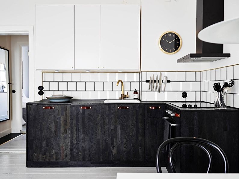 Cocina en blanco y negro de estilo escandinavo - diseño de interiores