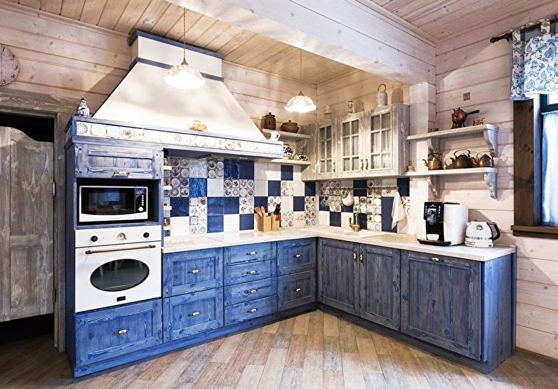 Design bucătărie în stil rustic - set bucătărie