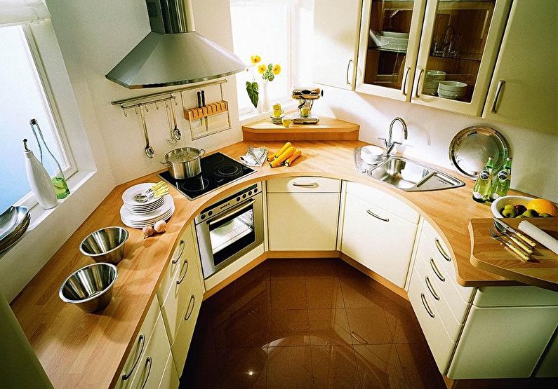Pequeña cocina de forma irregular - diseño de interiores