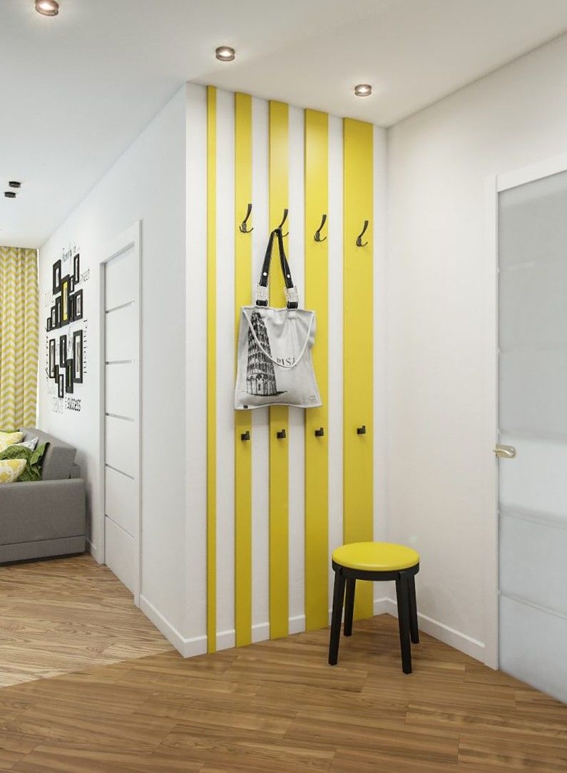 Żółty korytarz w Chruszczowie - Projektowanie wnętrz