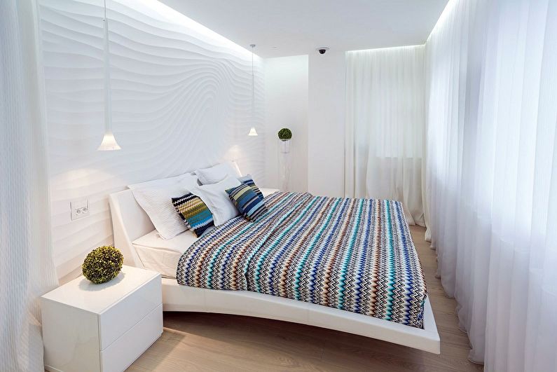 Oblikovanje spalnice 9 m2 - stropna dekoracija