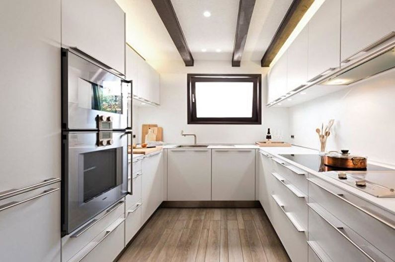 Design estreito da cozinha - Acabamento do piso