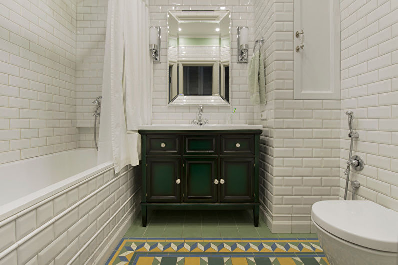 Design de interiores de banheiro estreito - foto