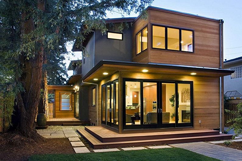 Ξύλινο σπίτι με πανοραμικά παράθυρα