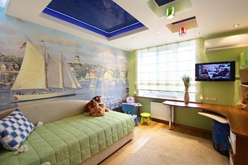 Tavane întinse pe două niveluri în camera copiilor