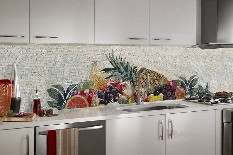 Mozaični kuhinjski predpasnik - lastnosti mozaika, prednosti in slabosti
