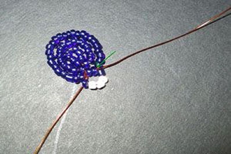 DIY beaded terry violett - Kronblad