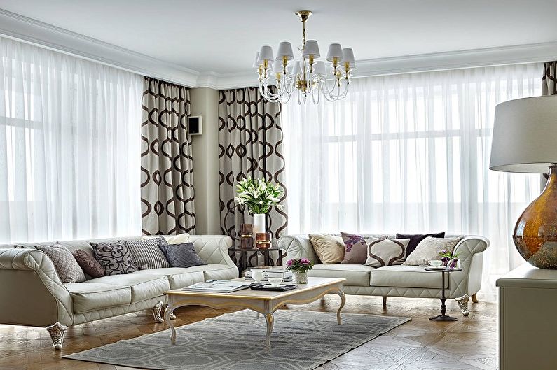 Hvit stue i klassisk stil - Interiørdesign