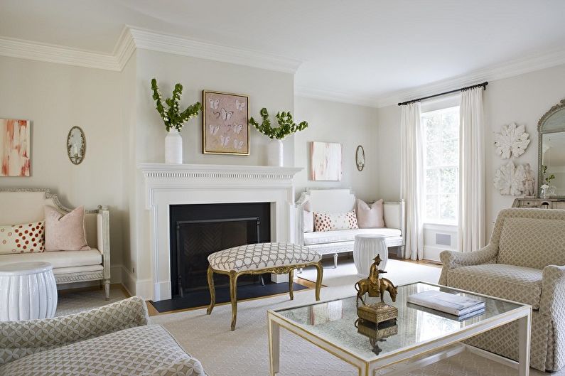 Hvit stue i klassisk stil - Interiørdesign