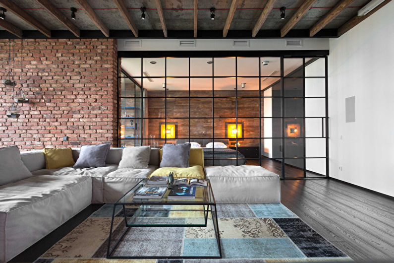 Design cameră sufragerie în stil mansardă - Decor de tavan