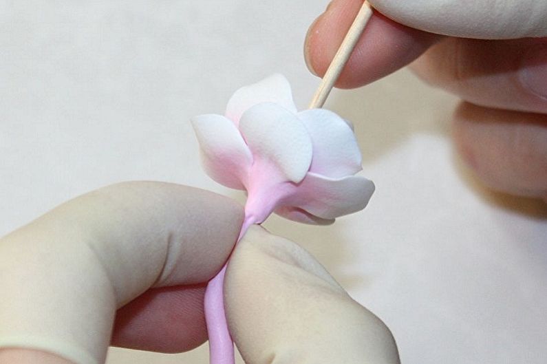 DIY kallt porslinshantverk för nybörjare - Sakura blommor