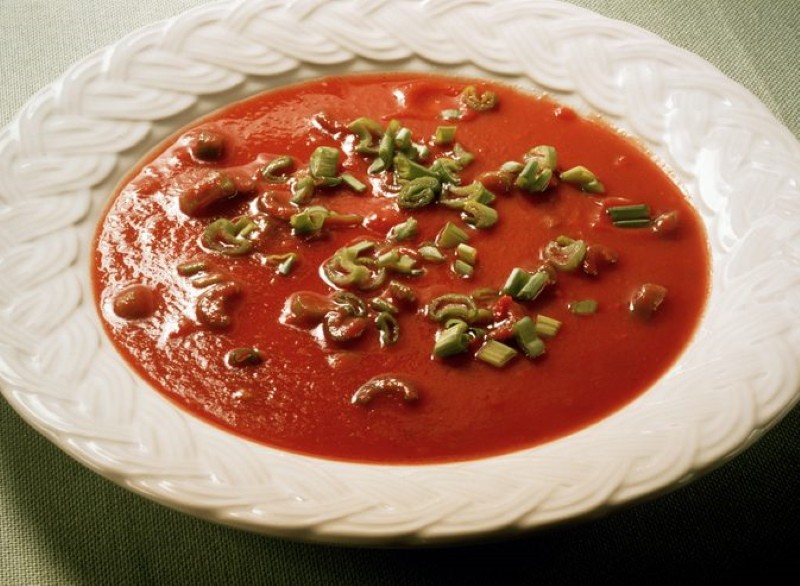 polévka z mražených rajčat