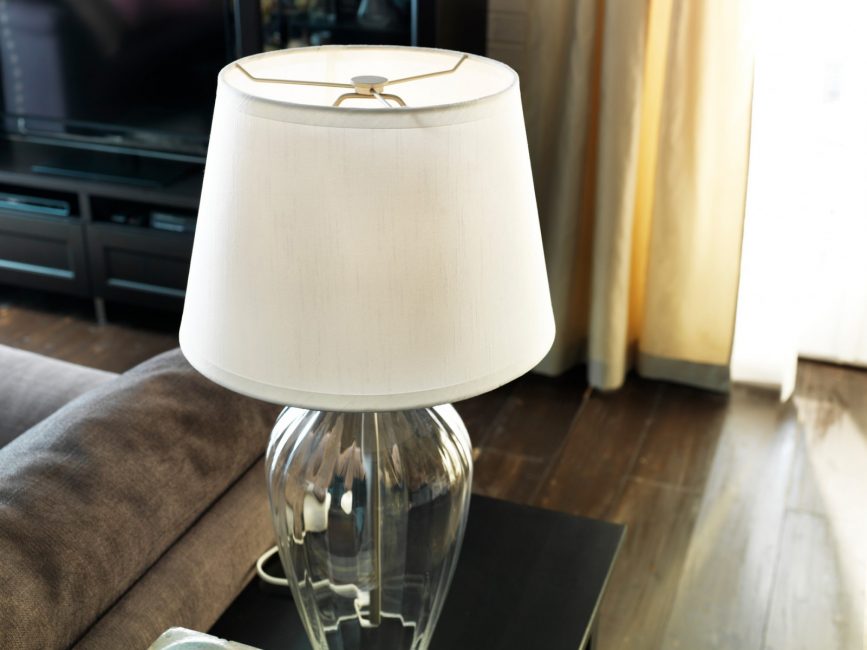 Lámpara de mesa para sala de estar