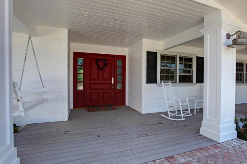 Izdelava verande v obliki terase za zasebno hišo - fotografija
