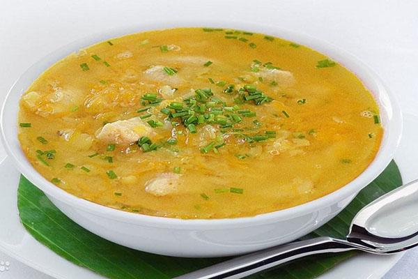 leckere reichhaltige Suppe
