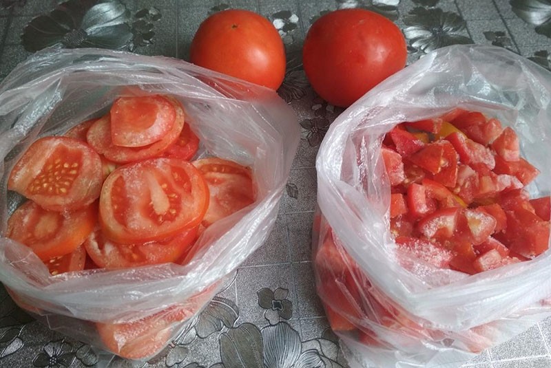 wie man Tomaten für den Winter richtig einfriert