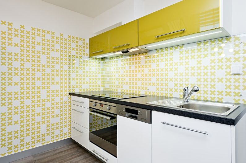 Żółta tapeta do małej kuchni - fotoprojekt