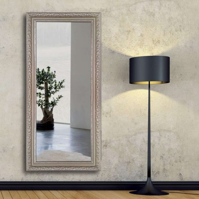 Baguette speil for et klassisk interiør