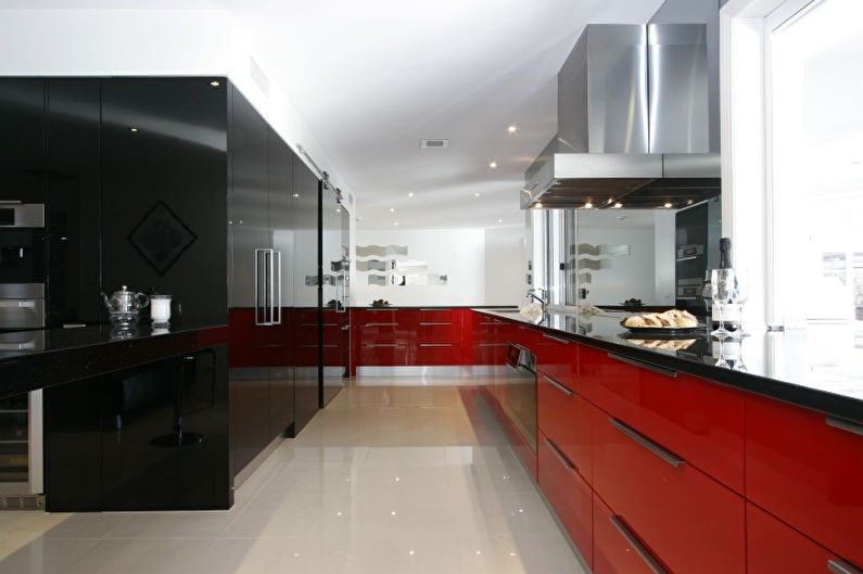 Red Kitchen Design - Wykończenie podłogi
