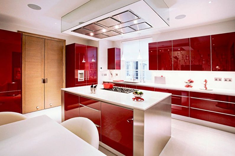 Projekt wnętrza kuchni w kolorze czerwonym - zdjęcie