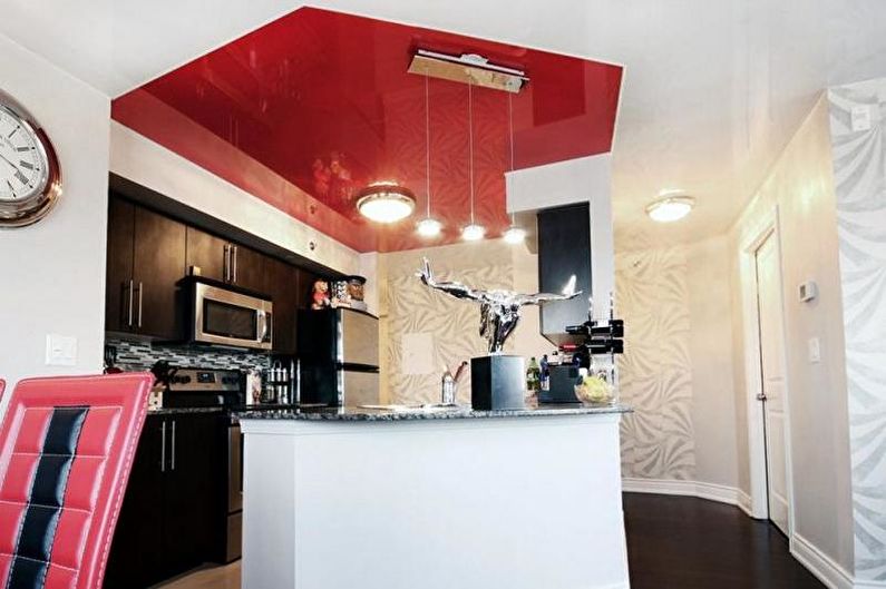 Rødt og svart kjøkkendesign - dekor og belysning