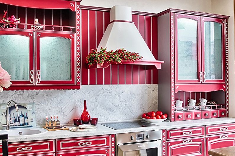 Różowa kuchnia w stylu retro - projektowanie wnętrz