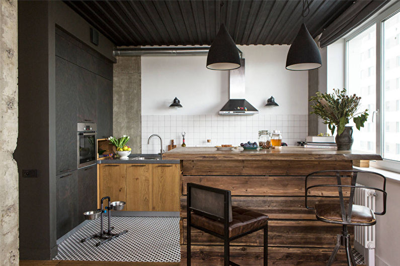 Ξύλινη κουζίνα σε στυλ σοφίτας - φωτογραφία