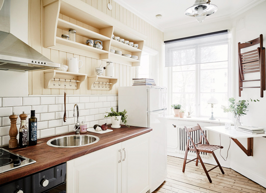 Recomenda-se que cozinhas pequenas sejam combinadas com a sala de estar