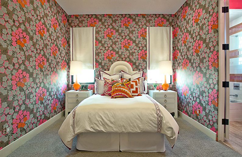 Papel de parede floral para quarto em estilo provençal